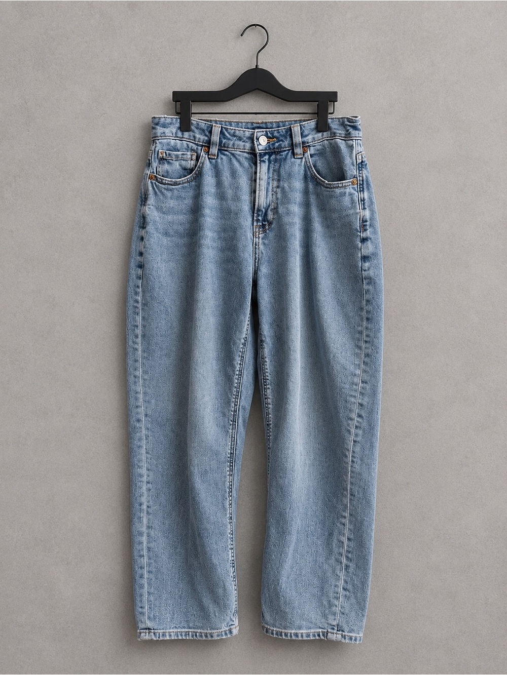 American Eagle Mom Jeans Women’s 2 Short Light Wash High Rise Stretch Denim